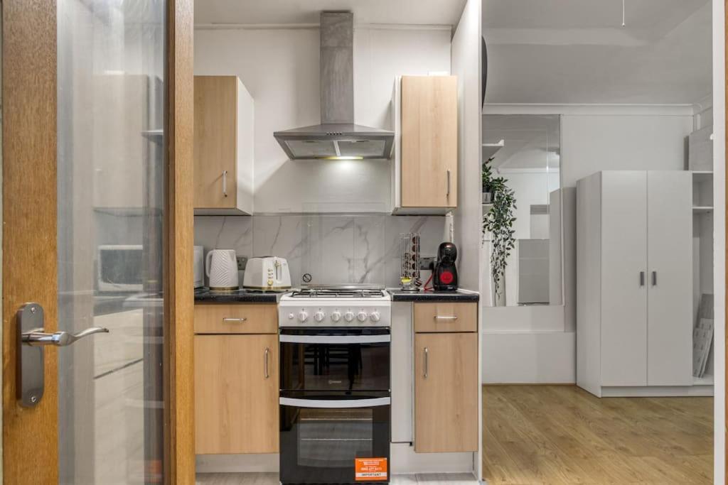 Cosy 2Br Retreat Near Paddington Station Apartment London Exterior photo